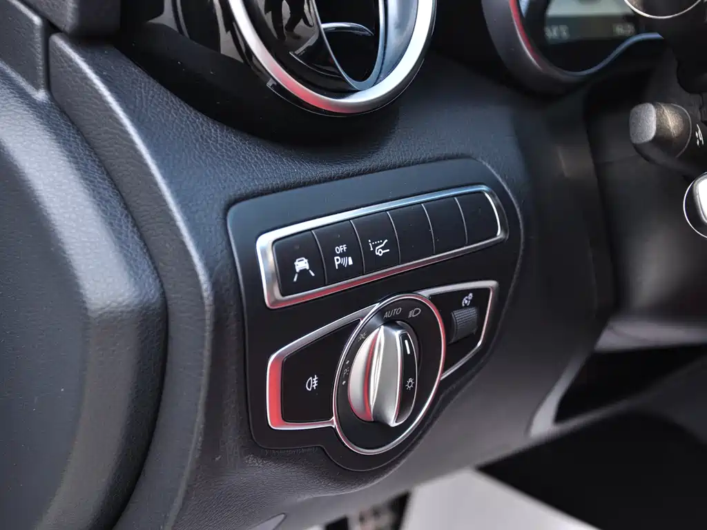 MERCEDES-BENZ C CLASS AMG