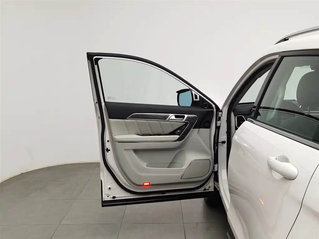 Haval H6 Coupe 2015 2.0T MT Elite