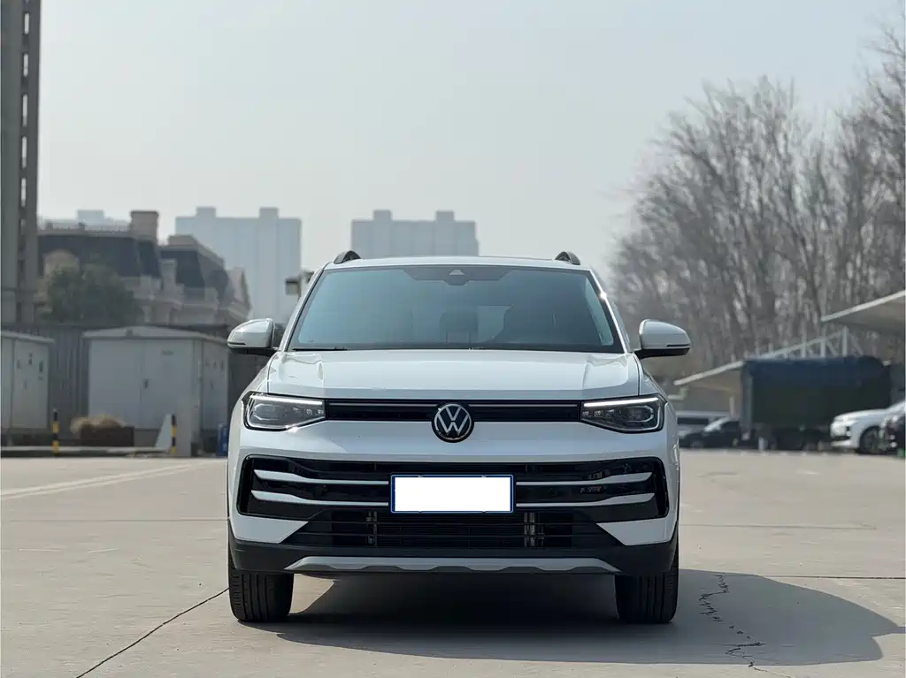 Volkswagen Tharu 2025 1.5L