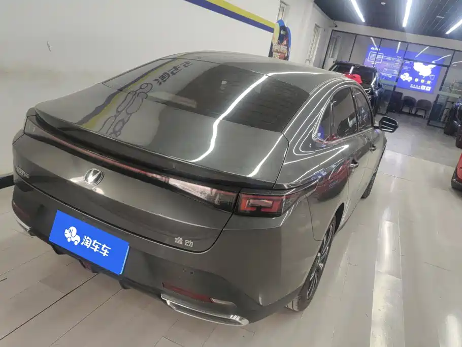 Changan Eado — миниатюра 3