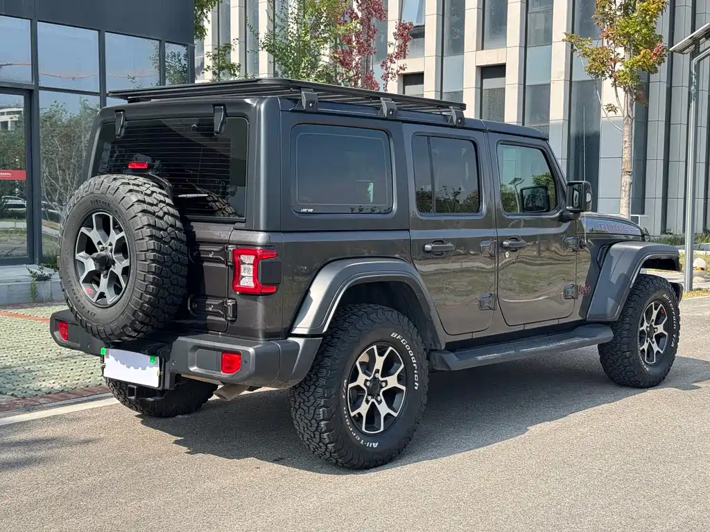 Jeep Wrangler — миниатюра 6