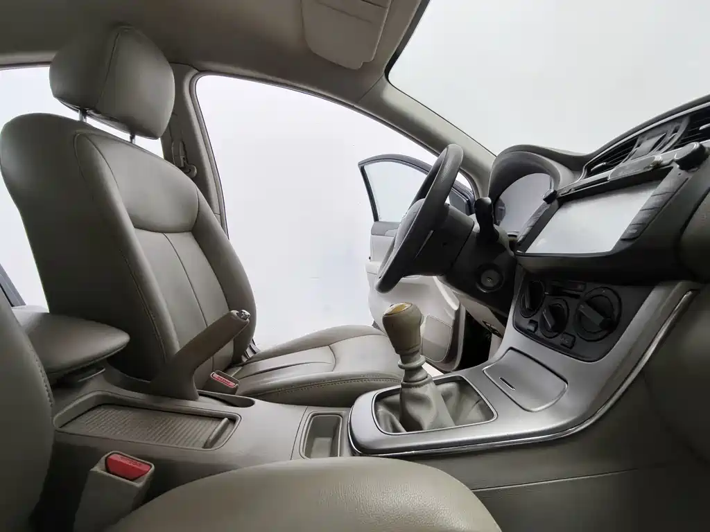Nissan Sylphy — миниатюра 14