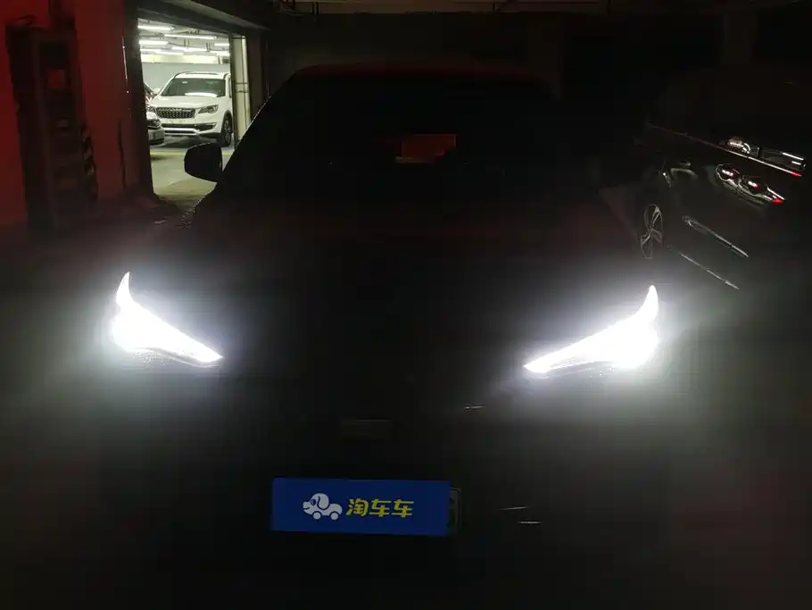 GEELY GALAXY GALAXY E5