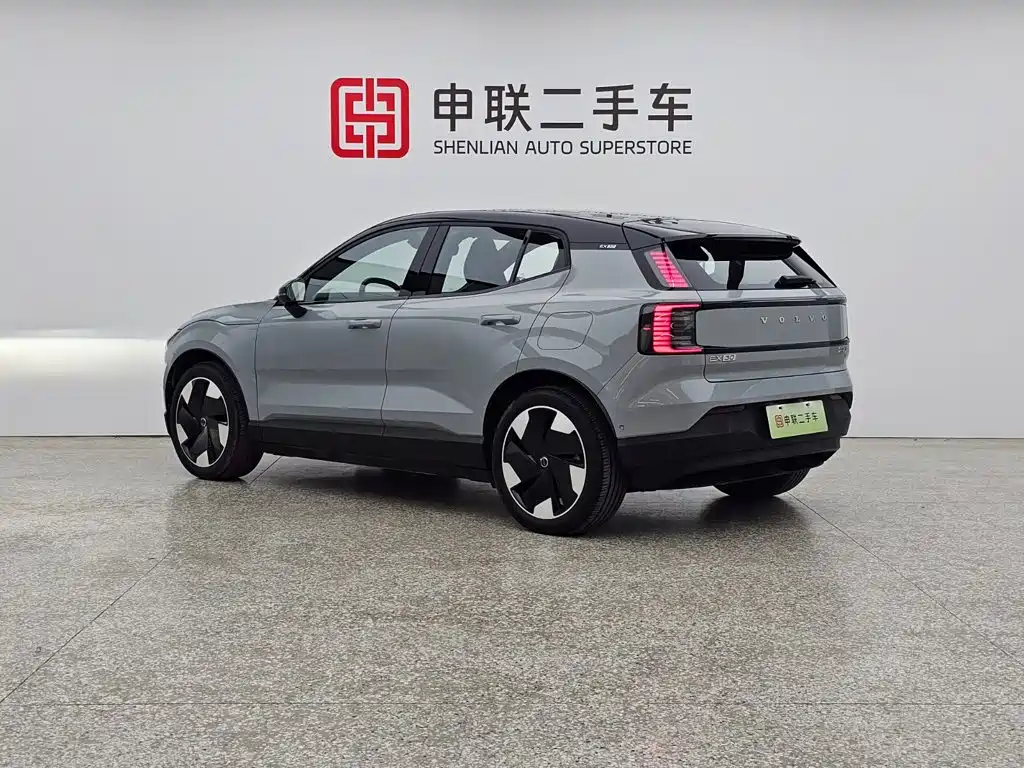 Volvo EX30 — миниатюра 2