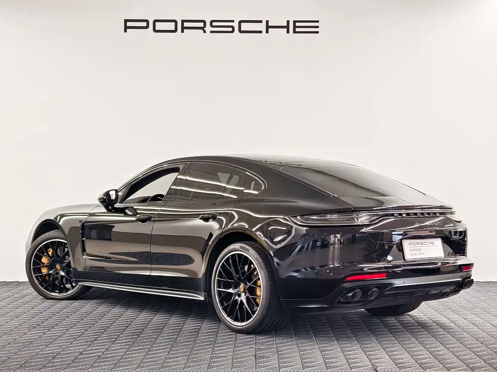 Porsche Panamera — миниатюра 2