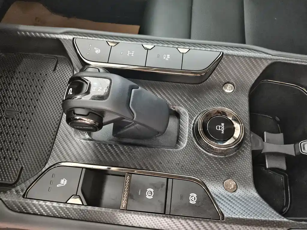 Haval Menglong New Energy — миниатюра 10