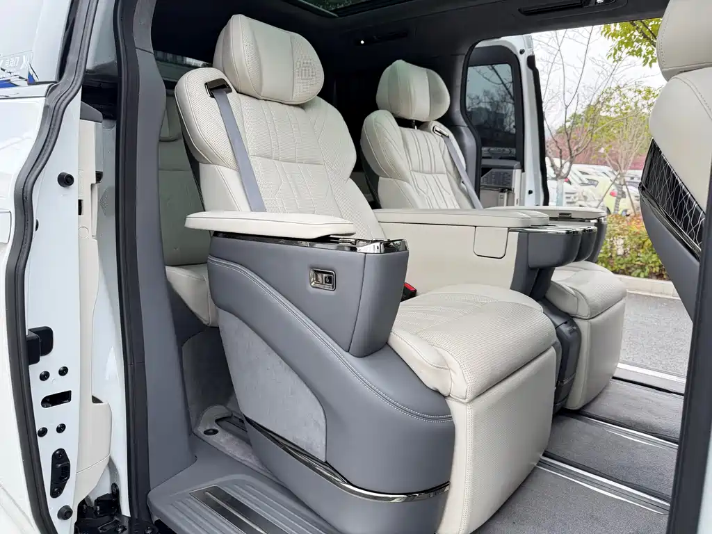 ZEEKR EXTREME KRYPTON 009