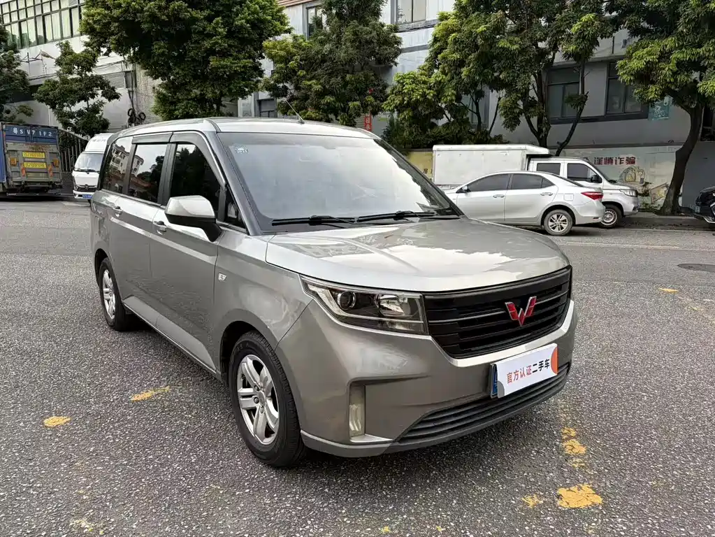 Wuling Hongguang PLUS — миниатюра 3