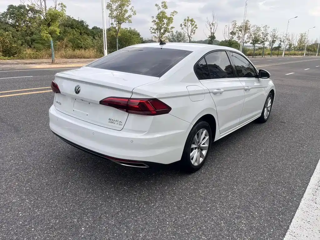 Volkswagen Bora — миниатюра 8