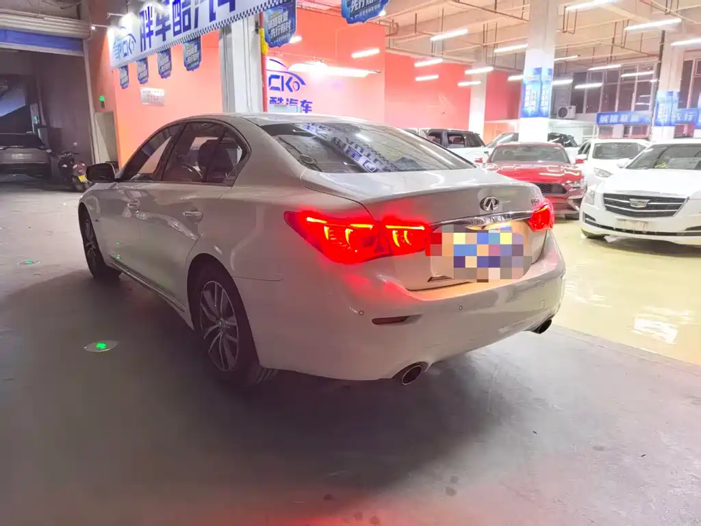Infiniti Q50L — миниатюра 9