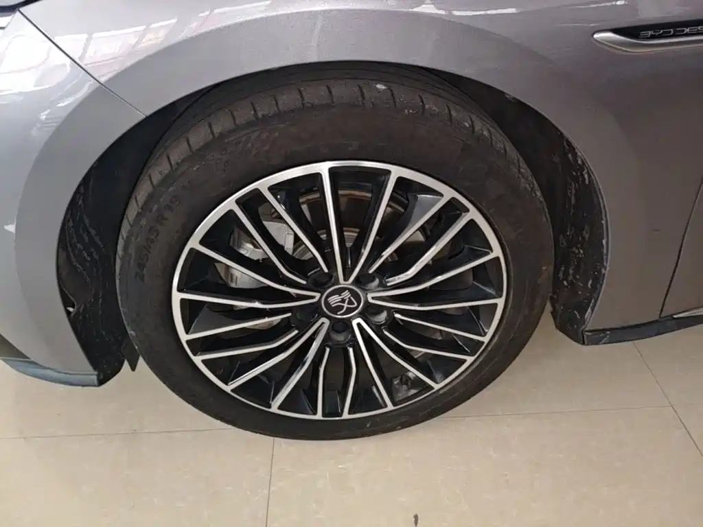BYD Han — миниатюра 23
