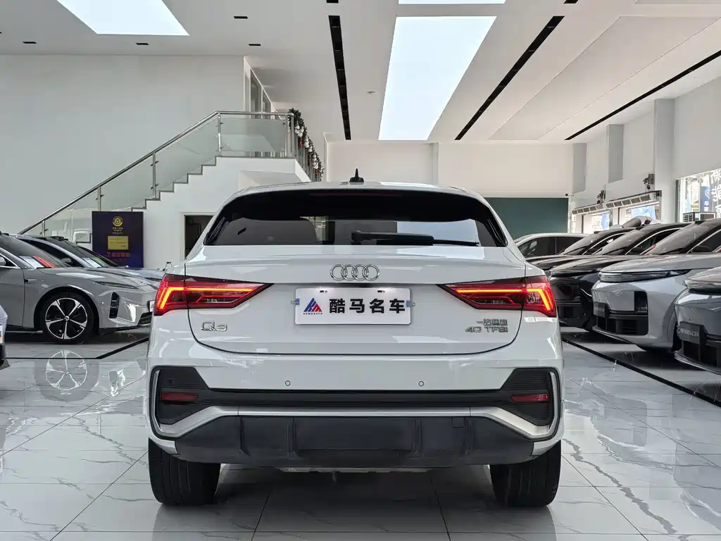 Audi Q3 Sportback — миниатюра 14