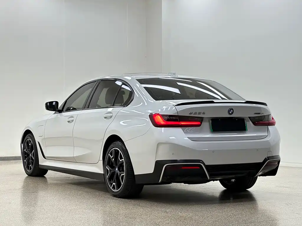 BMW i3 — миниатюра 4