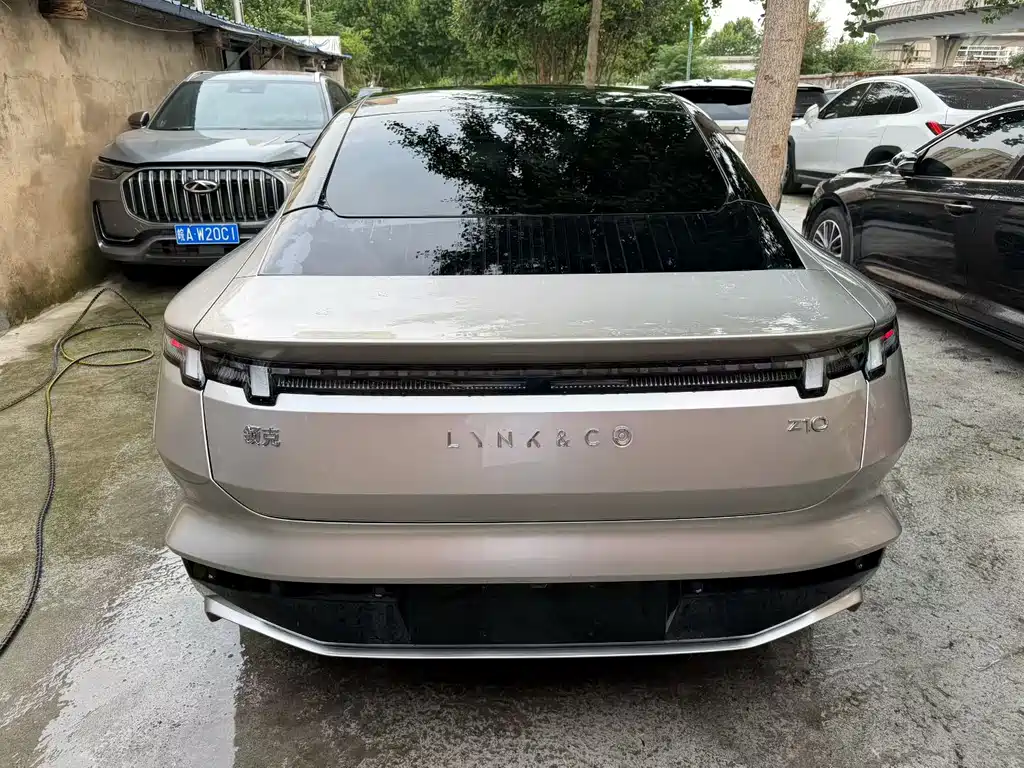 Lynk & Co Z10 2024 95kWh 766km Max