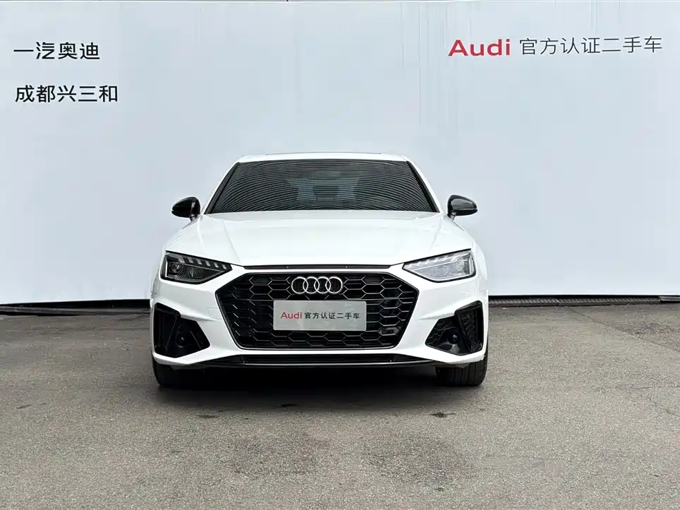 Audi A4L 2024 40 TFSI Luxury
