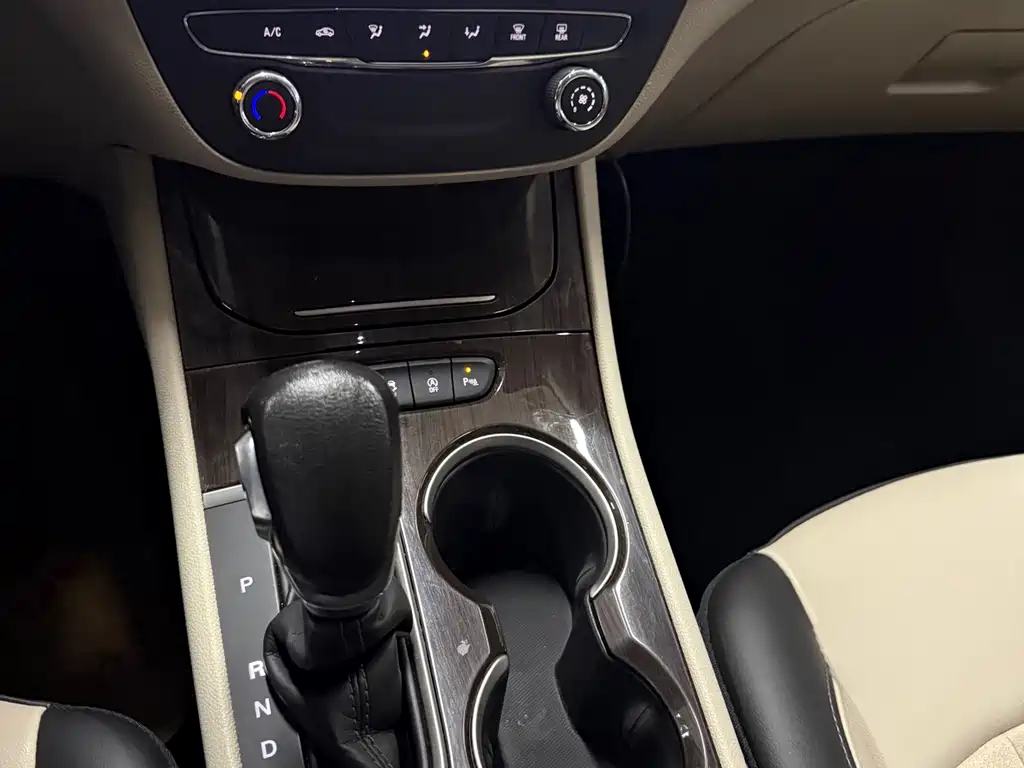 Buick Verano — миниатюра 13