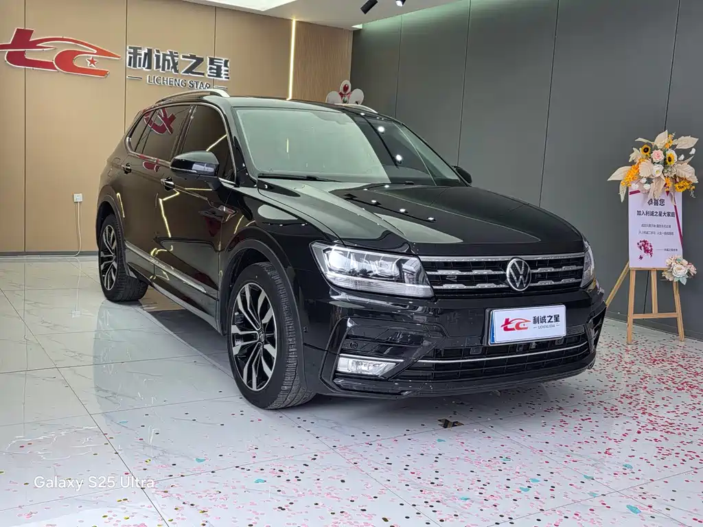 Volkswagen Tiguan L — миниатюра 3