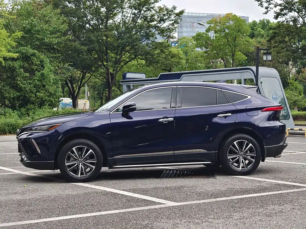 Toyota Harrier — миниатюра 9