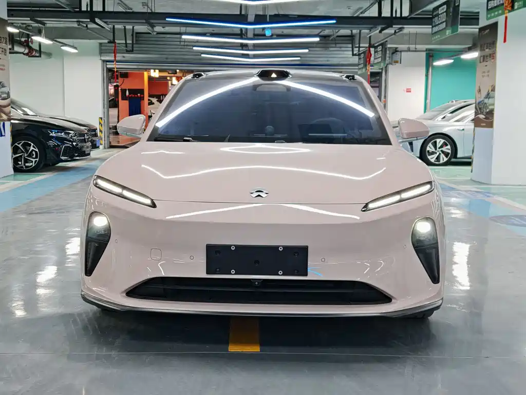 NIO NIO ET5