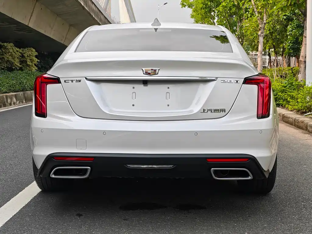 Cadillac CT5 2023 28T Luxury （ Standard ）