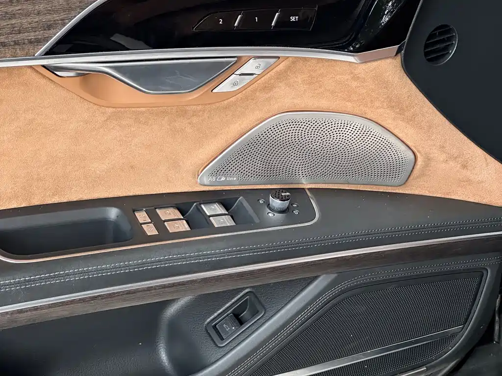 Audi A8 — миниатюра 27