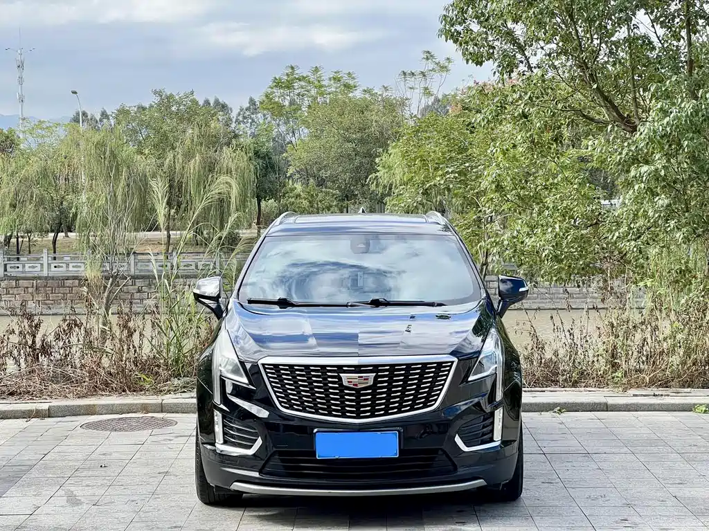 CADILLAC XT5