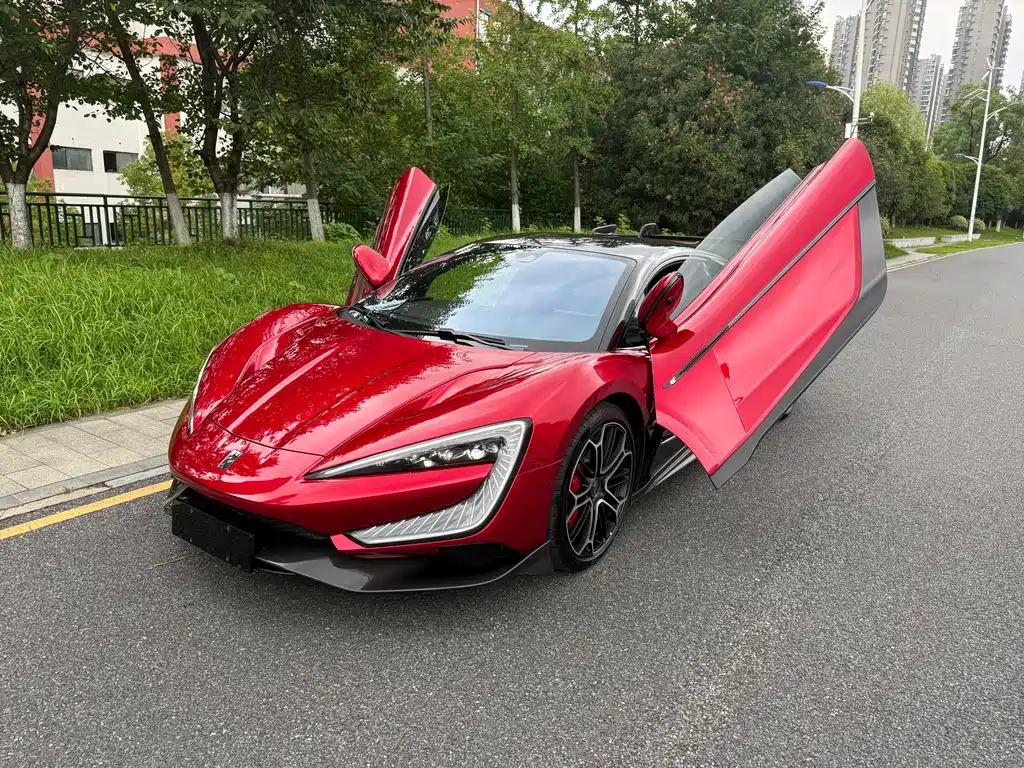 Yangwang Yangwang U9 — миниатюра 6