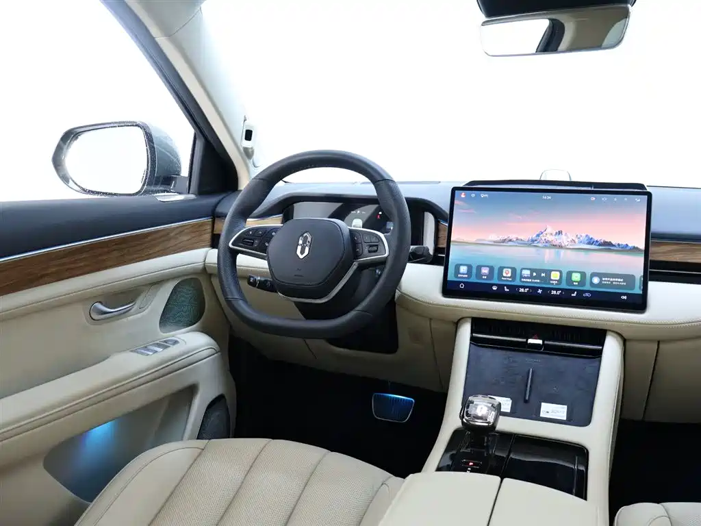 AITO ASK THE WORLD M7