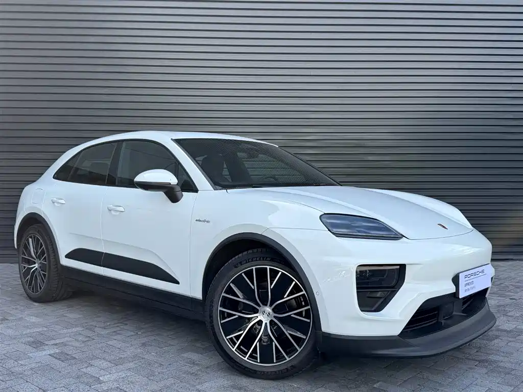 Porsche Macan EV — миниатюра 3