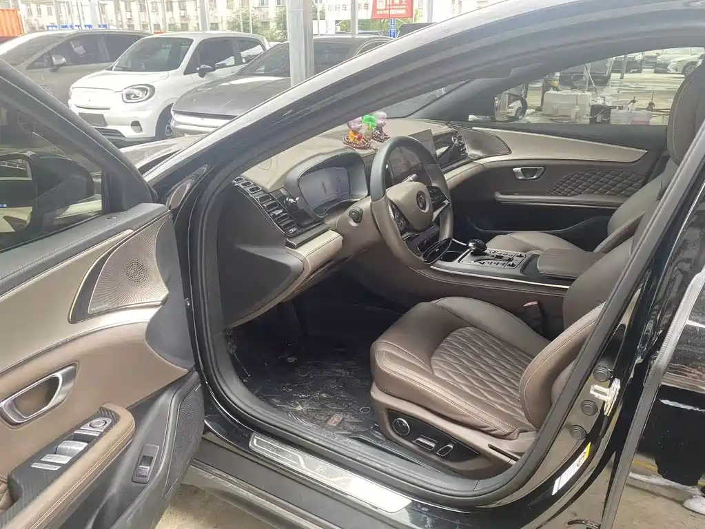 BYD Han — миниатюра 4
