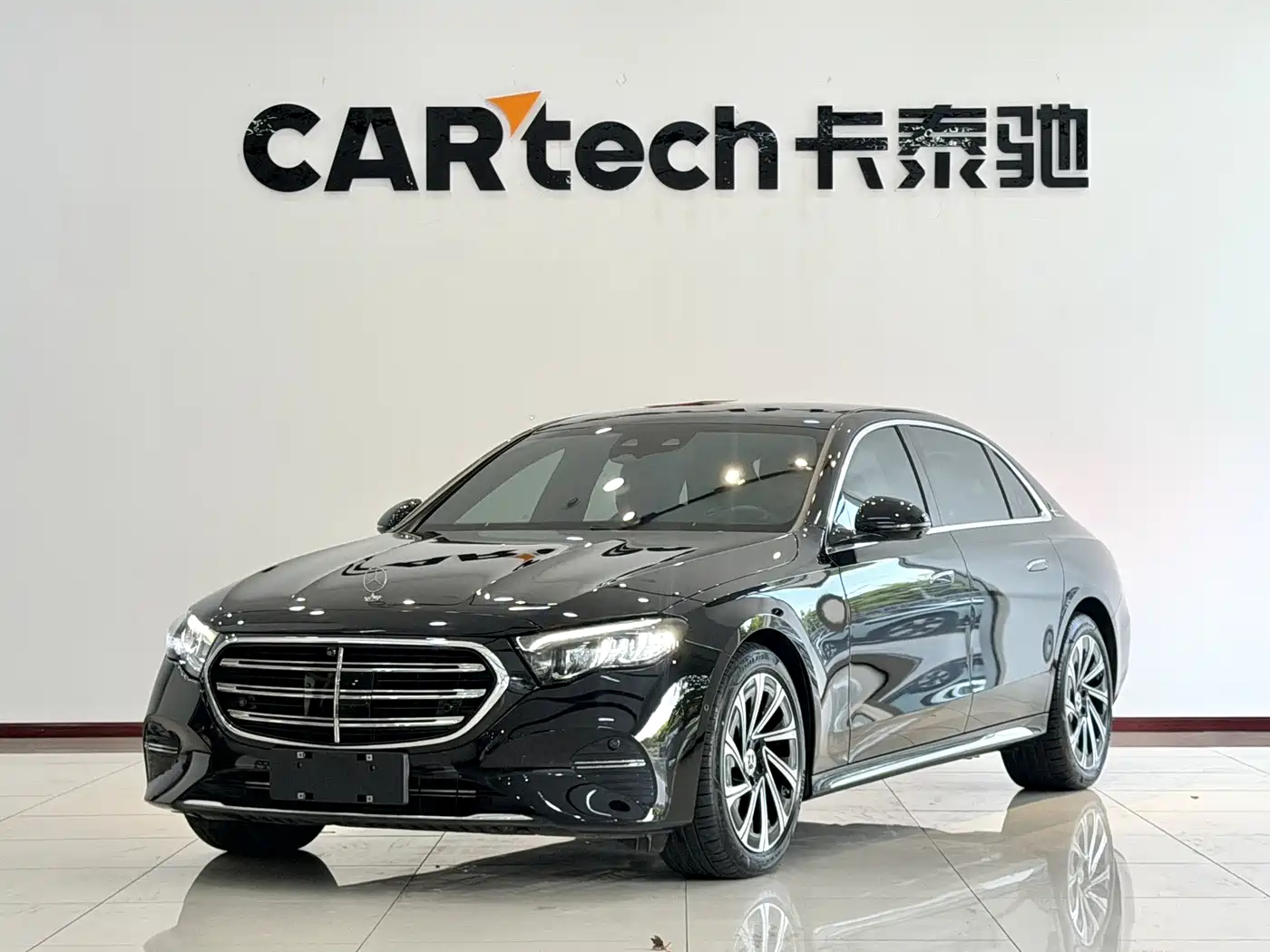 奔驰E级 2025款 E 300 L 豪华型 2025