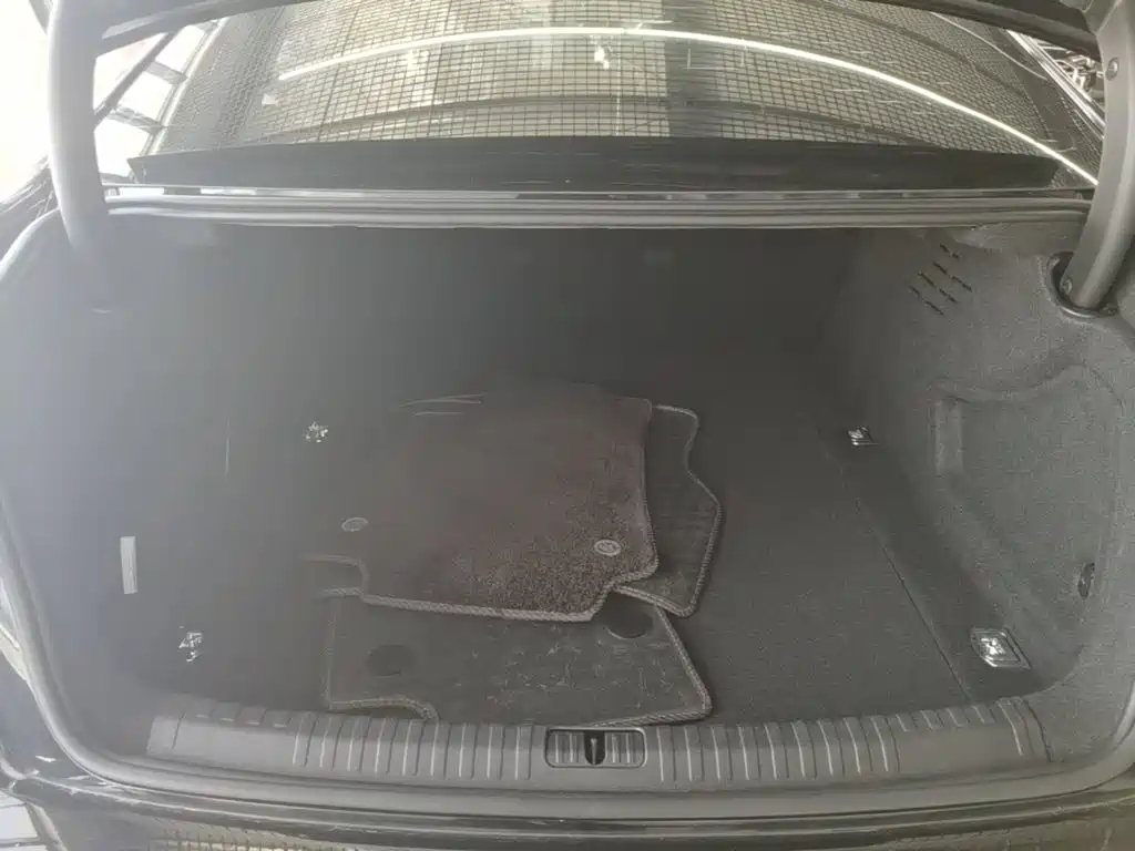 Audi A6L — миниатюра 19