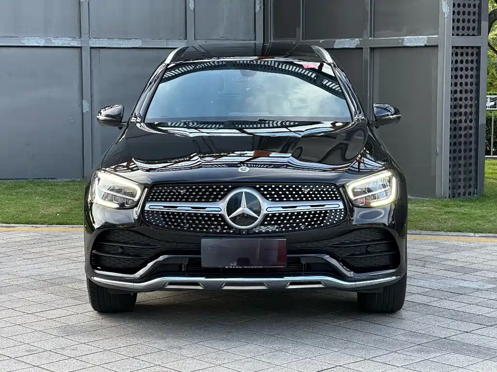 MERCEDES-BENZ GLC
