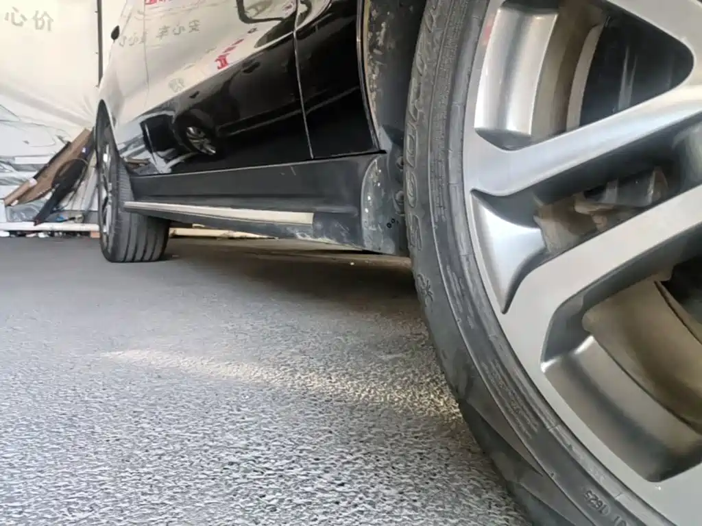 Mercedes-Benz GLE (Import) — миниатюра 21
