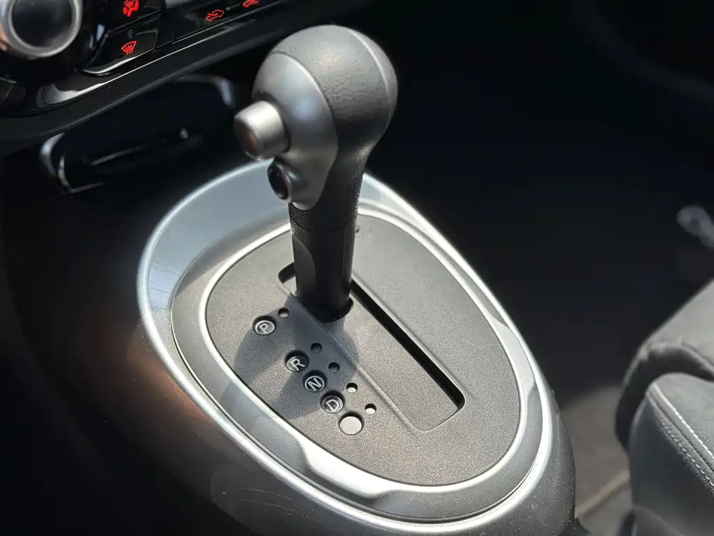 Infiniti ESQ — миниатюра 12