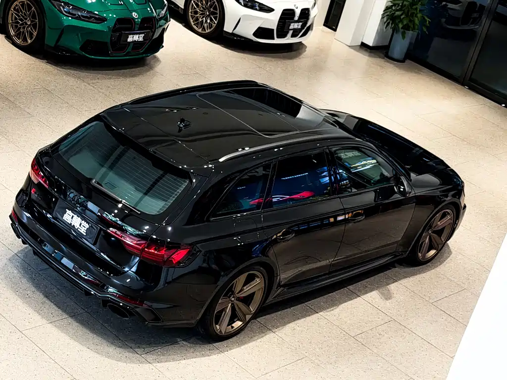Audi RS 4 RS4 Avant Dark Gold Edition, фото 14