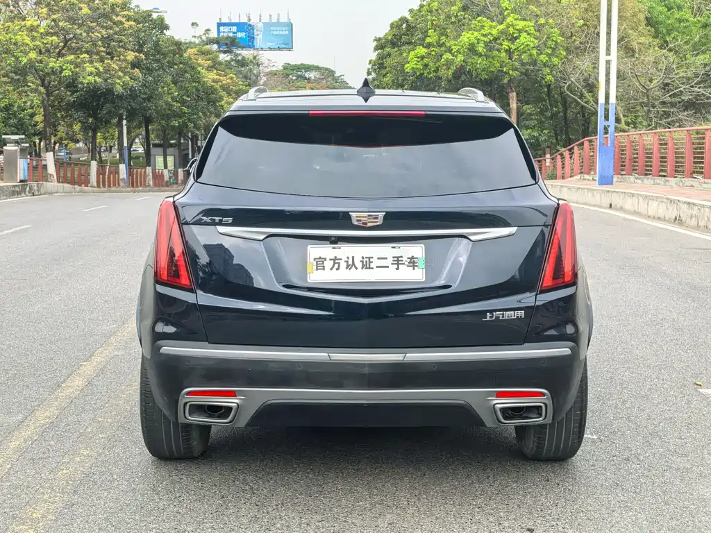 CADILLAC XT5
