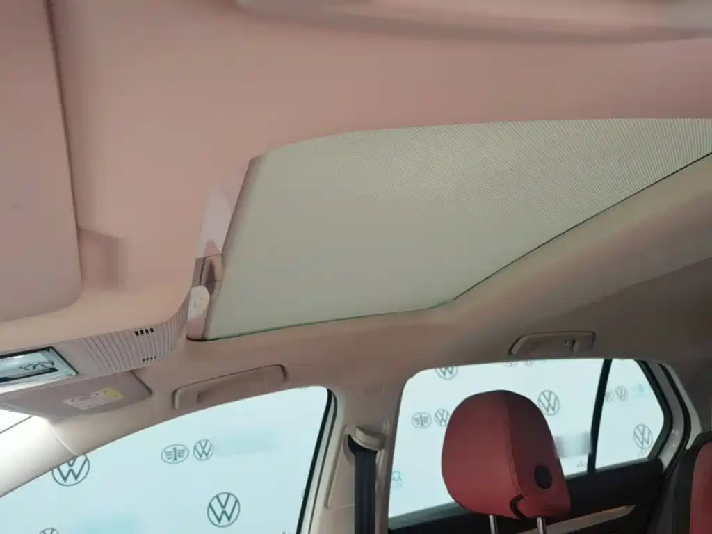 Volkswagen Golf — миниатюра 18