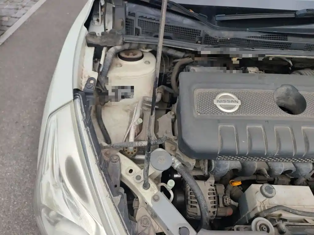 Nissan Tiida — миниатюра 20