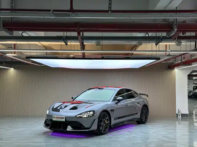 XIAOMI CAR XIAOMI SU7 ULTRA 2025