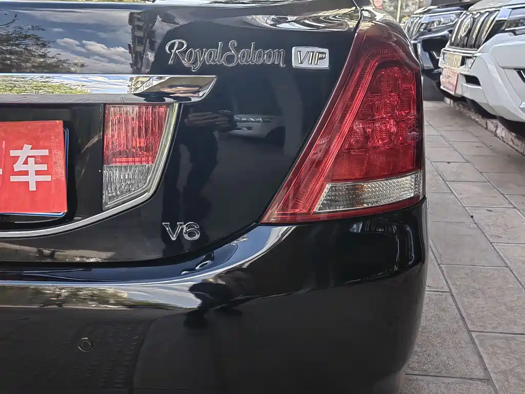 Toyota Crown 2010 3.0L Royal Saloon VIP