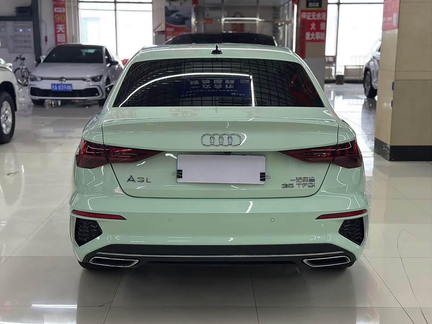 Audi A3 1.4 л 2023 г. Зелёный, пробег 41800 км