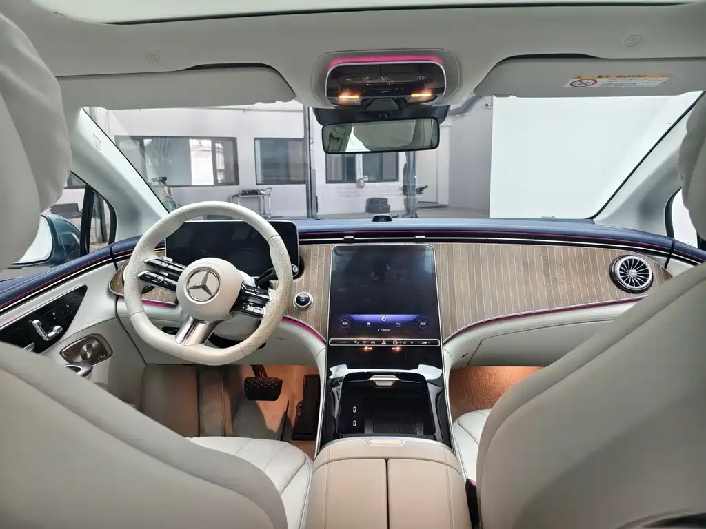 Mercedes-Benz EQE — миниатюра 7