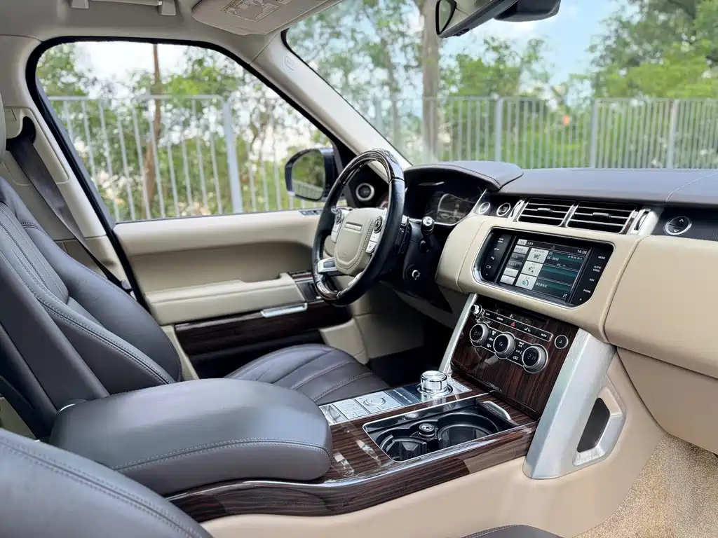 Land Rover Range Rover — миниатюра 19