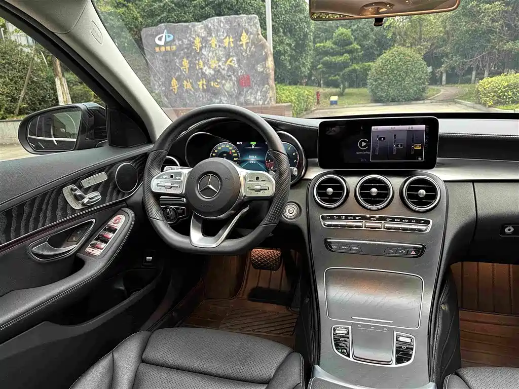 Mercedes-Benz C-Class — миниатюра 7
