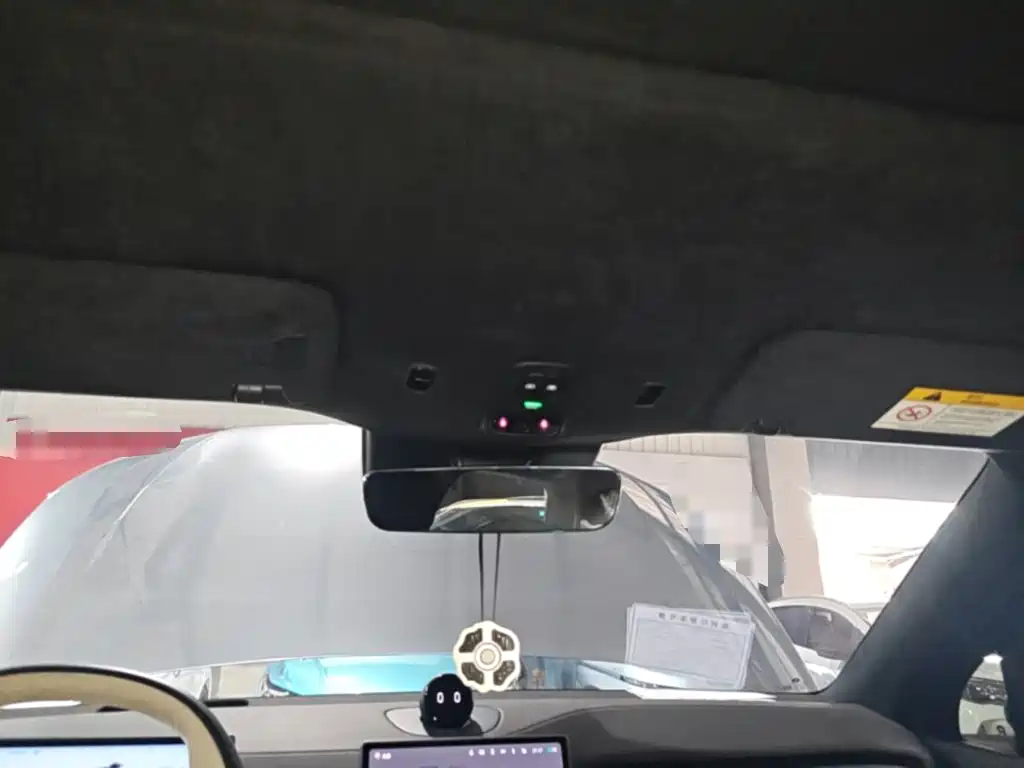 NIO ES6 — миниатюра 23