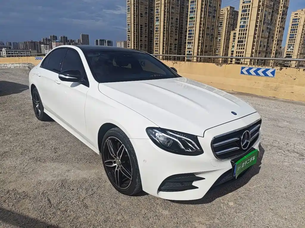 Mercedes-Benz E-Class — миниатюра 4