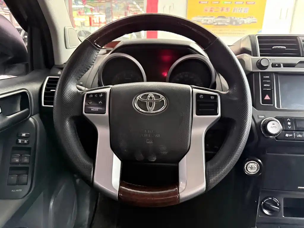 Toyota Prado — миниатюра 13