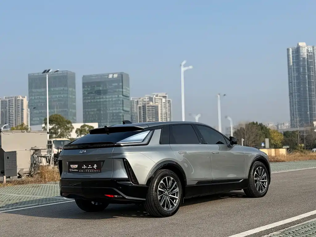 Cadillac Lyriq — миниатюра 7