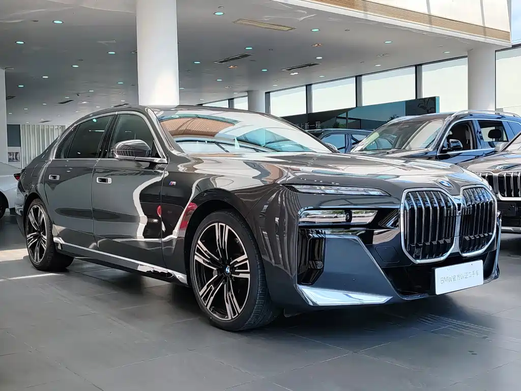 BMW 7 Series 7 2023 740Li Premium M Sport